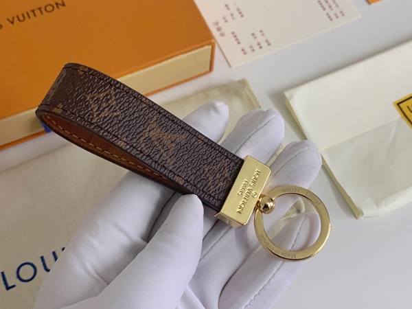 ブランドキーホルダー背面デザイン